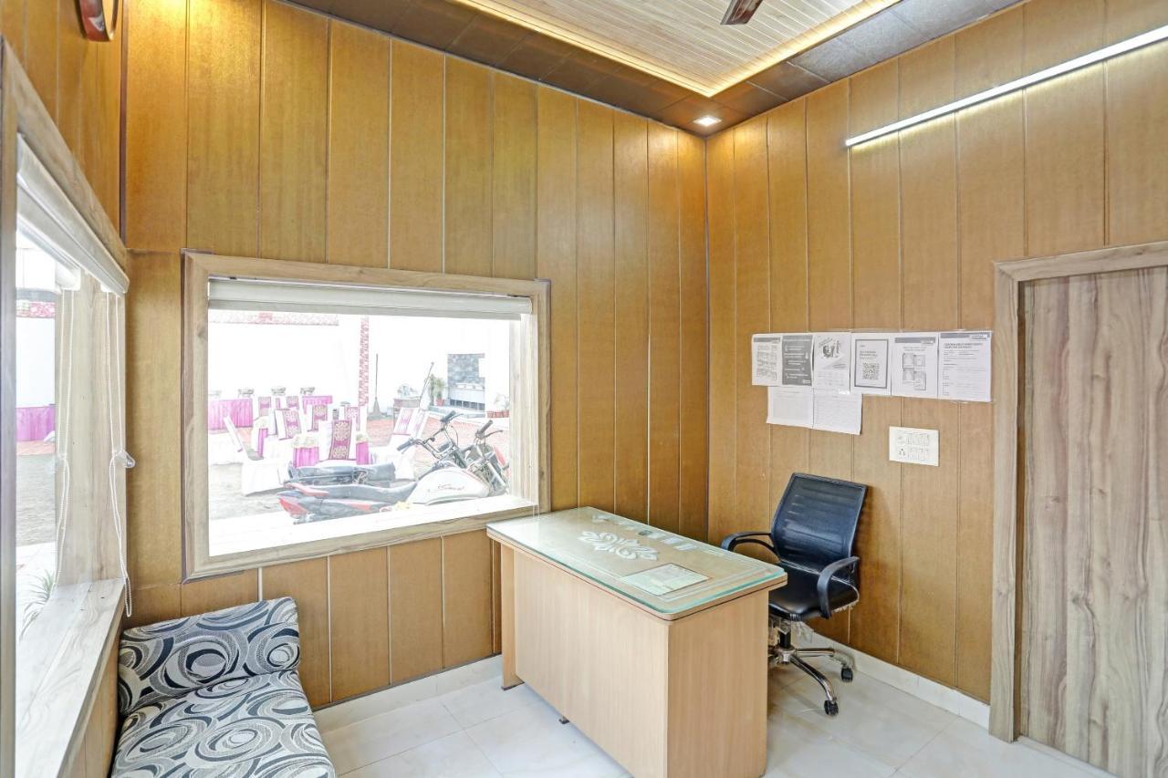Izatnagar Collection O 85238 Tulika Garden酒店 外观 照片